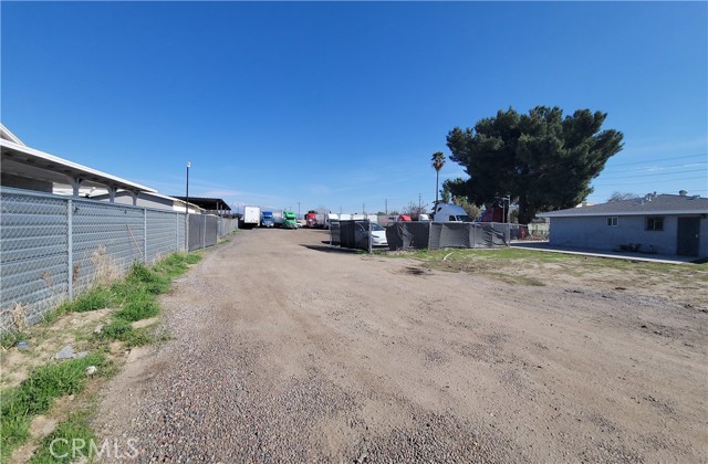 1245 S Washington Avenue, San Bernardino CA: https://media.crmls.org/medias/ca91d128-7fb0-4bbc-8a71-502e3c5b7739.jpg