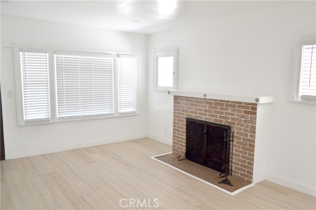 Detail Gallery Image 25 of 32 For 215 N Olive St, Anaheim,  CA 92805 - 3 Beds | 2/1 Baths