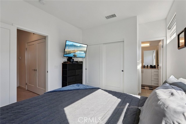 Detail Gallery Image 19 of 34 For 337 Placemark, Irvine,  CA 92614 - 2 Beds | 3/1 Baths