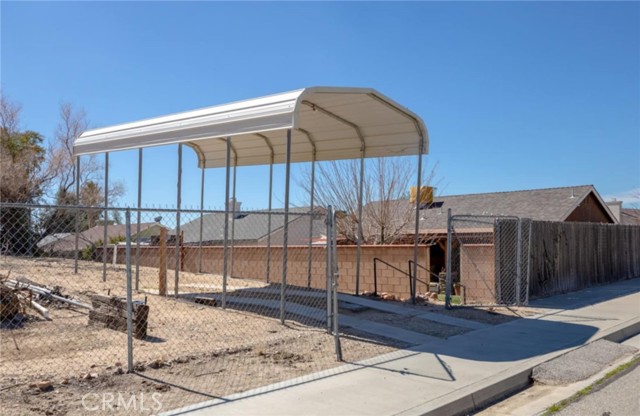 Detail Gallery Image 6 of 7 For 3856 United St, Rosamond,  CA 93560 - 3 Beds | 2 Baths
