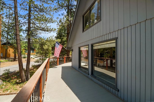 Detail Gallery Image 32 of 51 For 41735 Comstock Ln, Big Bear Lake,  CA 92315 - 4 Beds | 2 Baths