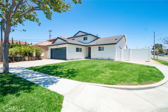 22748 Samuel Street, Torrance CA: https://media.crmls.org/medias/ca937106-38d3-4053-bfd1-5b0b9d87f713.jpg