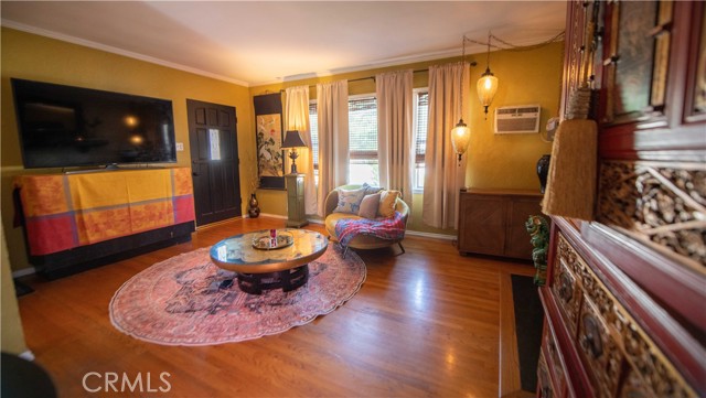 10762 Sherman Grove Avenue photo 8