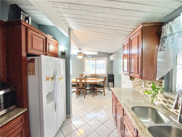 Detail Gallery Image 10 of 27 For 1423 Orchard Ln, Ontario,  CA 91764 - 3 Beds | 1 Baths