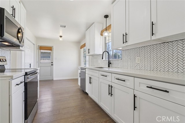 Detail Gallery Image 10 of 39 For 5319 Rochester, Riverside,  CA 92504 - 3 Beds | 2 Baths