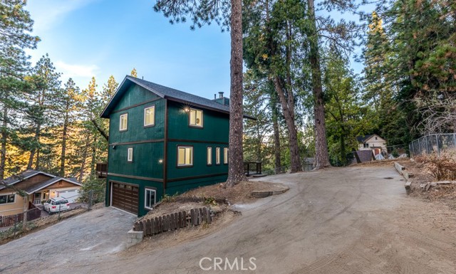 Detail Gallery Image 19 of 63 For 22984 Cedar Way, Crestline,  CA 92325 - 4 Beds | 2 Baths