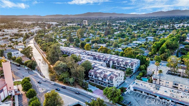 Detail Gallery Image 29 of 37 For 13331 Moorpark St #319,  Sherman Oaks,  CA 91423 - 2 Beds | 2 Baths