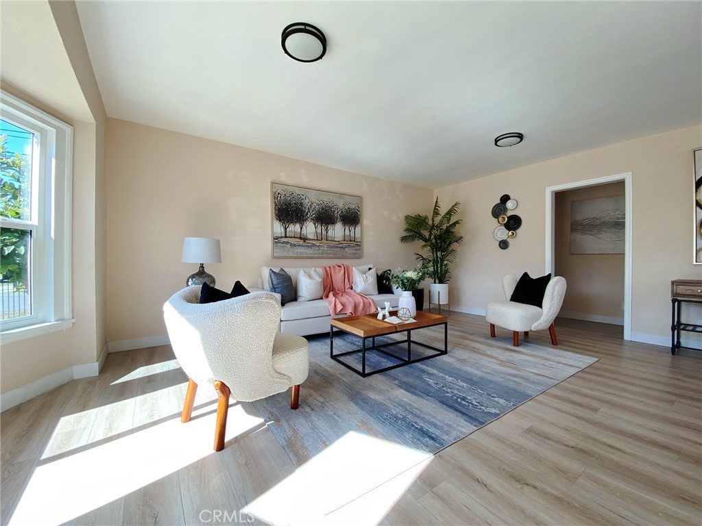 MLS #OC25156843 image #6