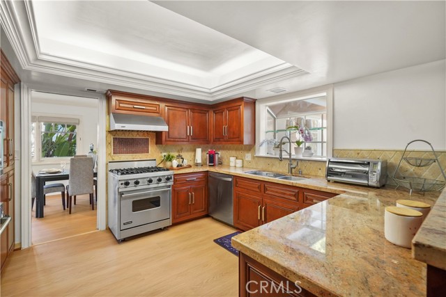 22550 Flamingo Street, Woodland Hills CA: https://media.crmls.org/medias/ca9731bf-003d-47bb-be81-35e8f62dddfd.jpg