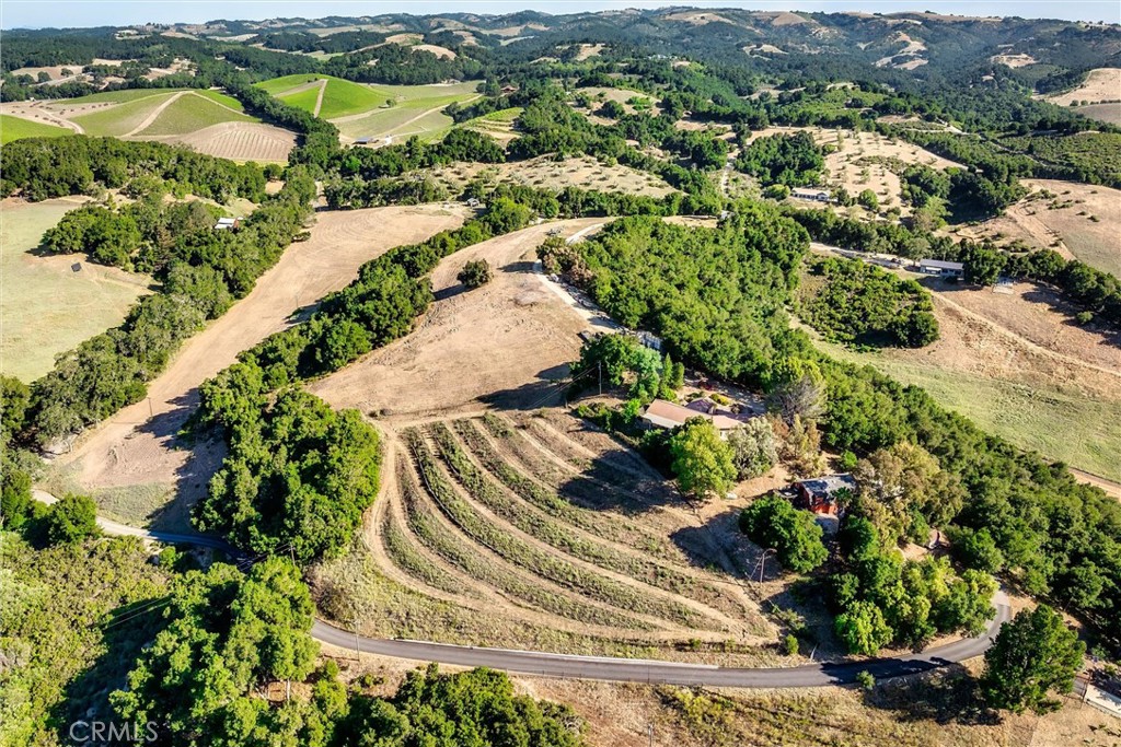 https://media.crmls.org/medias/ca978315-502f-4795-89dc-f3c7cd971add.jpg?preset=X-Large