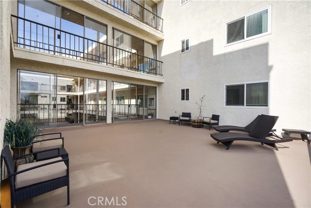 Detail Gallery Image 31 of 44 For 2131 E 1st St #307,  Long Beach,  CA 90803 - 2 Beds | 2 Baths
