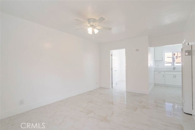 Detail Gallery Image 6 of 20 For 1116 S Berendo St #5,  Los Angeles,  CA 90006 - 2 Beds | 1 Baths