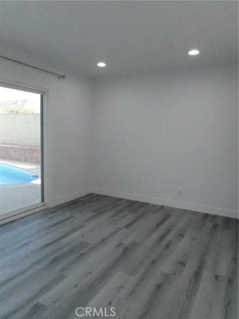 Detail Gallery Image 8 of 16 For 2674 W Sereno Pl, Anaheim,  CA 92804 - 5 Beds | 3/1 Baths