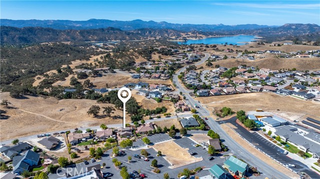 2265 Holly Drive, Paso Robles CA: https://media.crmls.org/medias/ca9bb2a5-dd69-48cf-886d-f03ee0ca4a56.jpg