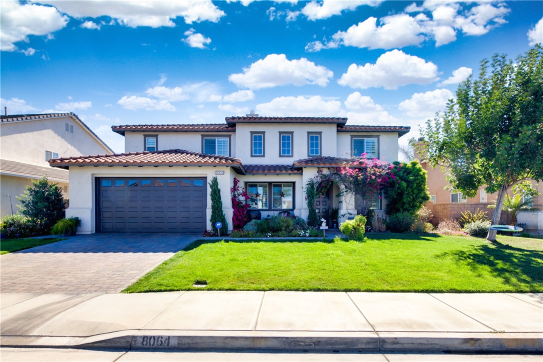 8064 Ross St, Eastvale, CA 92880