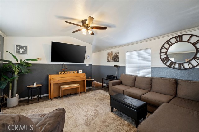 Detail Gallery Image 5 of 17 For 8319 Rd 28 #0,  Madera,  CA 93637 - 2 Beds | 1 Baths