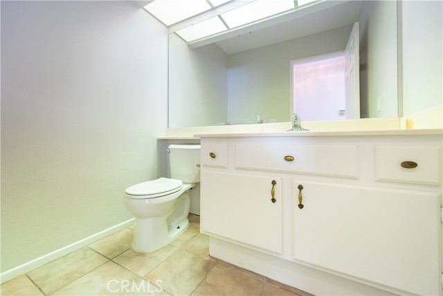 Detail Gallery Image 25 of 33 For 360 Avenue 9, Lake Elsinore,  CA 92530 - 4 Beds | 2/1 Baths