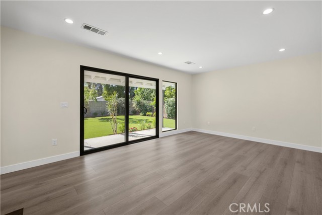 Detail Gallery Image 9 of 27 For 7341 Paso Robles Ave, Van Nuys,  CA 91406 - 3 Beds | 2 Baths