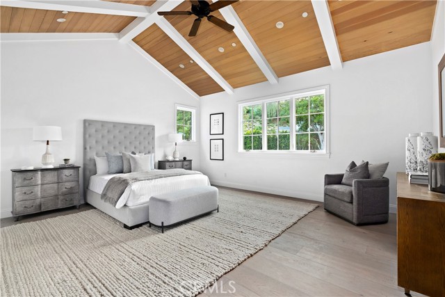Detail Gallery Image 48 of 56 For 4509 Noeline Ave, Encino,  CA 91436 - 6 Beds | 6/1 Baths