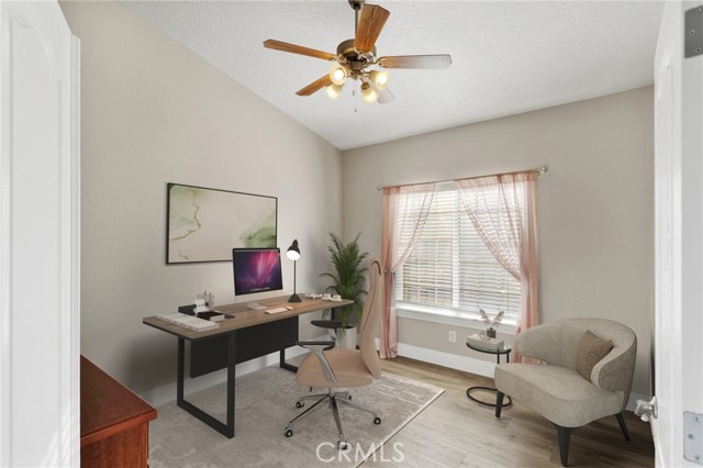 Detail Gallery Image 16 of 44 For 14305 Bochee, Apple Valley,  CA 92307 - 4 Beds | 3 Baths