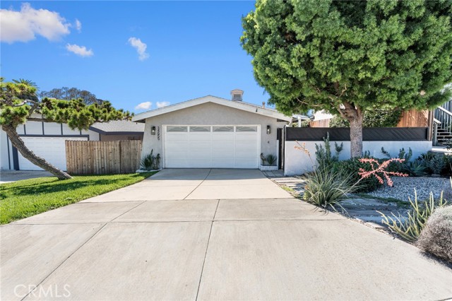 Detail Gallery Image 1 of 28 For 34555 Camino El Molino, Dana Point,  CA 92624 - 3 Beds | 2 Baths