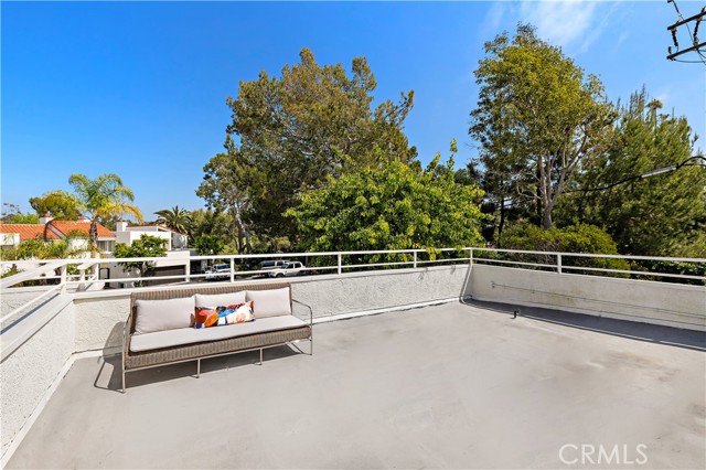 Detail Gallery Image 30 of 46 For 23 Canyon Crest, Corona Del Mar,  CA 92625 - 3 Beds | 2/1 Baths
