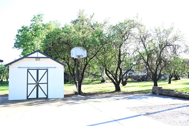 Detail Gallery Image 5 of 35 For 2460 Estes Rd, Chico,  CA 95928 - 3 Beds | 2 Baths