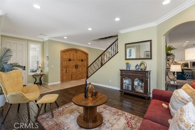 7 Mariposa, Rancho Santa Margarita CA: https://media.crmls.org/medias/ca9f8cf2-3ce4-48f6-858c-9b4728f9df20.jpg