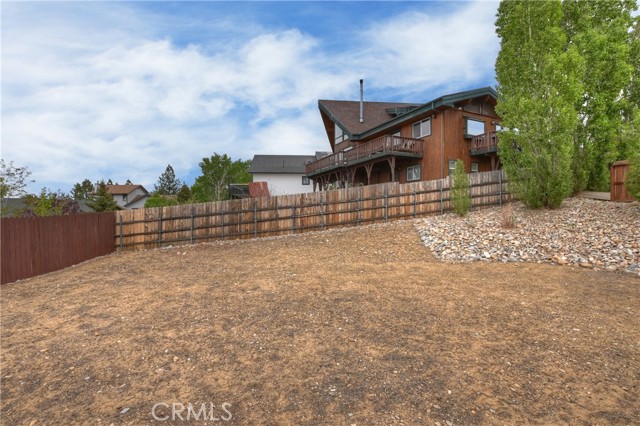 218 Crimson Circle, Big Bear City CA: https://media.crmls.org/medias/caa0c927-c30f-4050-a053-0cc4219215c8.jpg