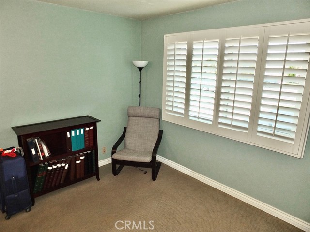 Detail Gallery Image 14 of 26 For 4640 Hazelnut Ave, Seal Beach,  CA 90740 - 4 Beds | 2 Baths