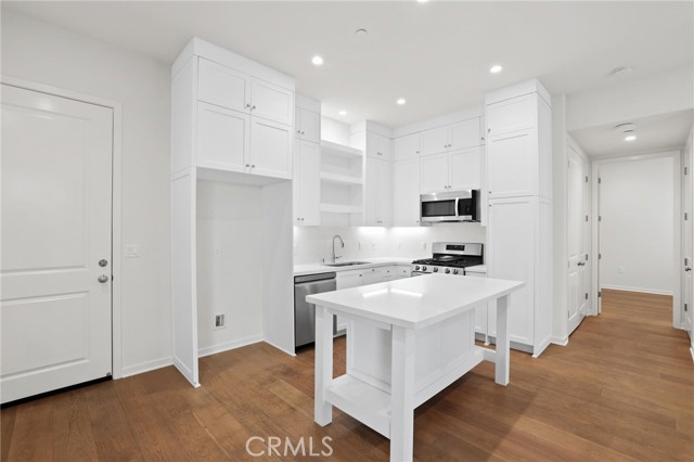 Detail Gallery Image 16 of 31 For 753 Spring Gdn, Irvine,  CA 92618 - 2 Beds | 2 Baths