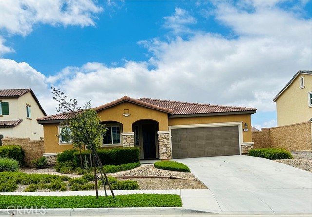 Detail Gallery Image 2 of 2 For 16134 Gelato Ct, Fontana,  CA 92336 - 3 Beds | 2 Baths