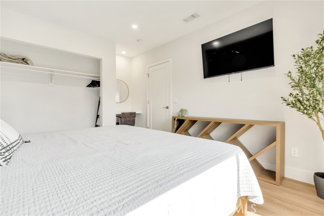 Detail Gallery Image 24 of 41 For 5814 7th Ave, Los Angeles,  CA 90043 - 2 Beds | 1 Baths