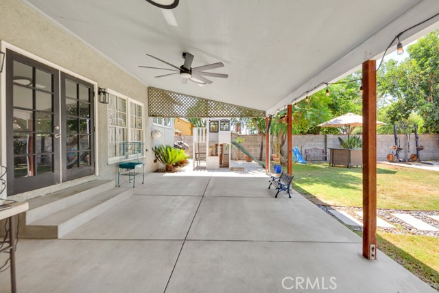 Detail Gallery Image 24 of 36 For 10923 Haskell Ave, Granada Hills,  CA 91344 - 3 Beds | 2 Baths