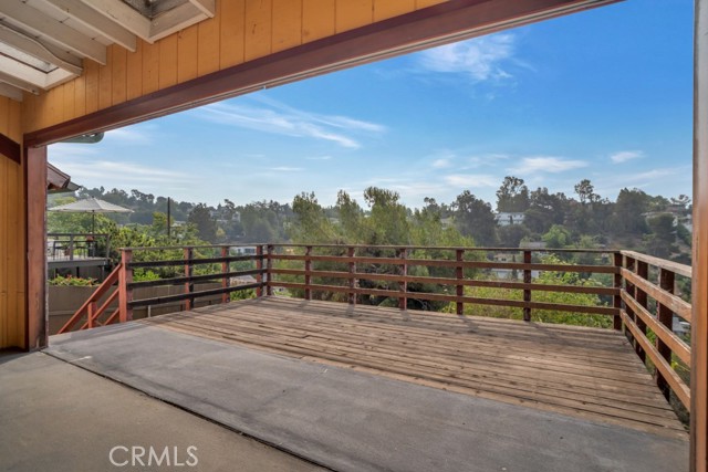 2052 N Alvarado N Street, Los Angeles CA: https://media.crmls.org/medias/caa4c10c-0131-4e45-bf60-e7fe90caa741.jpg