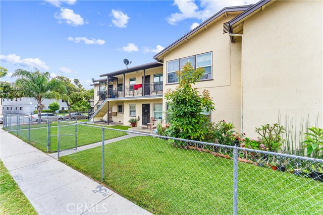 Detail Gallery Image 4 of 6 For 1173 N Mayfair Ave, Anaheim,  CA 92801 - – Beds | – Baths