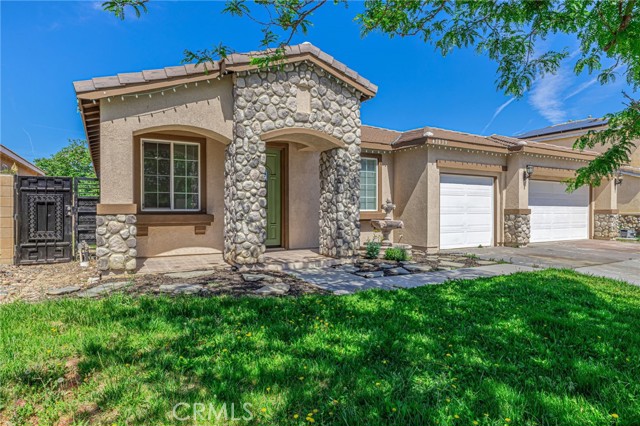 43839 58th W Street, Lancaster CA: https://media.crmls.org/medias/caa66d63-abae-40a3-923f-34414cc04278.jpg