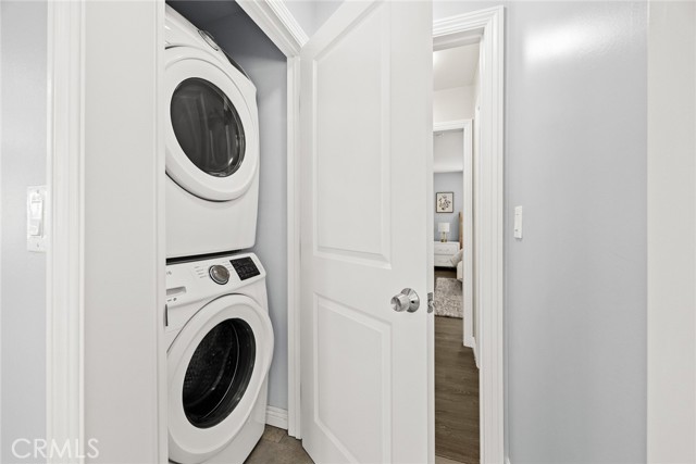 3036 Military Avenue, Los Angeles CA: https://media.crmls.org/medias/caa6c1a5-802f-4ac6-a3f3-b968075de7f4.jpg