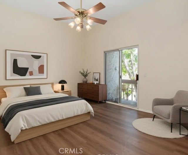 18360 Collins, Tarzana CA: https://media.crmls.org/medias/caa711a4-2cd0-4c50-ac6f-32cbcd8d3c6f.jpg