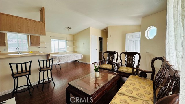 Detail Gallery Image 10 of 18 For 14352 Beach Bld #126,  Westminster,  CA 92683 - 3 Beds | 2 Baths