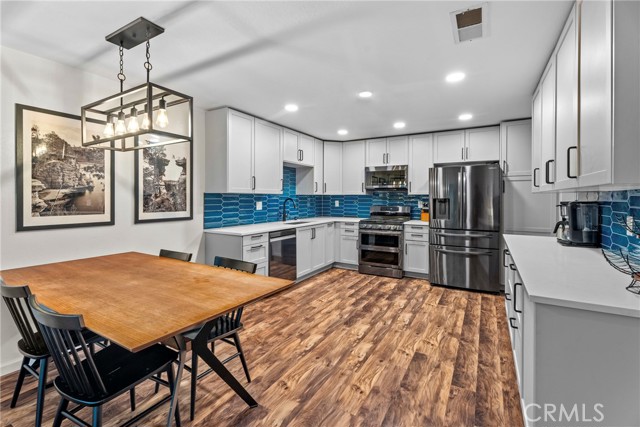 16749 Highfalls Street, Canyon Country CA: https://media.crmls.org/medias/caa7e828-2899-4d86-9f57-144344bc98ab.jpg