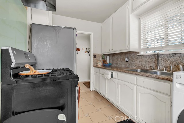 9632 Abbotsford, Pico Rivera CA: https://media.crmls.org/medias/caa9001b-a350-40ea-834f-25a9cec03963.jpg