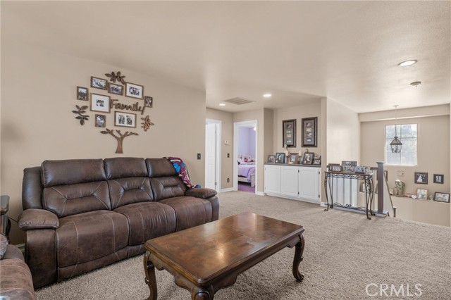 12776 Berrydale Street, Victorville CA: https://media.crmls.org/medias/caa9cfd1-813d-46c2-932d-5d6be2148e05.jpg