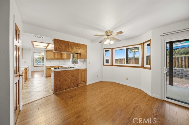 Detail Gallery Image 10 of 35 For 31237 Silverset, Acton,  CA 93510 - 4 Beds | 3 Baths