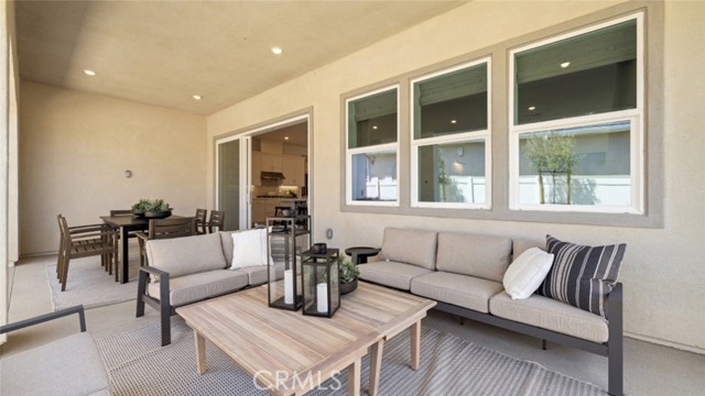 Detail Gallery Image 9 of 25 For 24480 via Buceo, Valencia,  CA 91354 - 2 Beds | 2 Baths