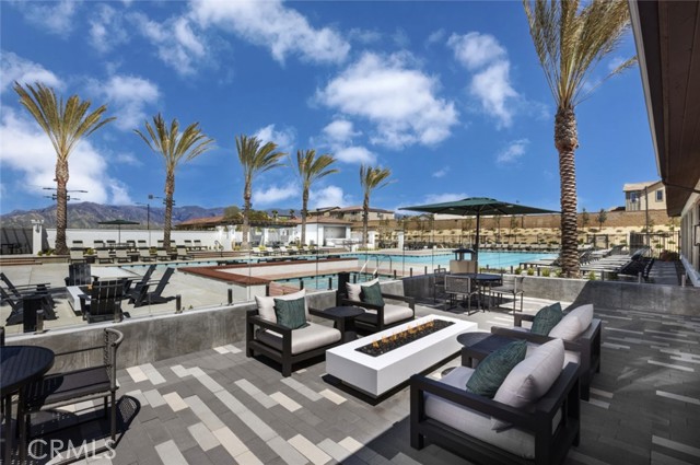 Detail Gallery Image 15 of 15 For 16583 Bottlebrush Ln #1,  Fontana,  CA 92336 - 3 Beds | 2 Baths