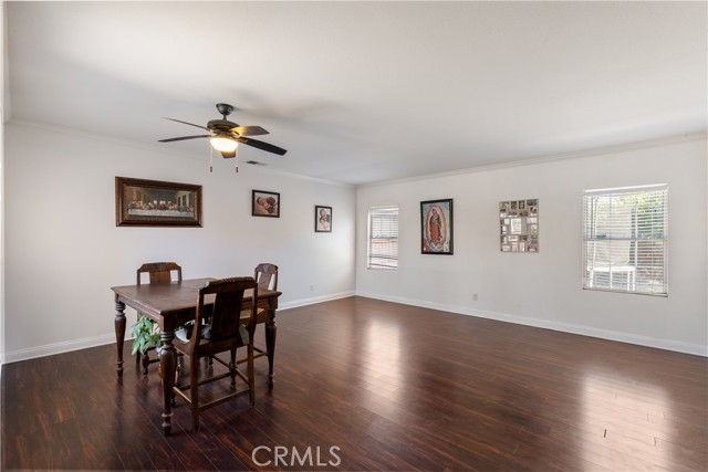 945 Newport Drive, San Jacinto CA: https://media.crmls.org/medias/caac2487-b16b-44a2-865a-044b5ada97ef.jpg