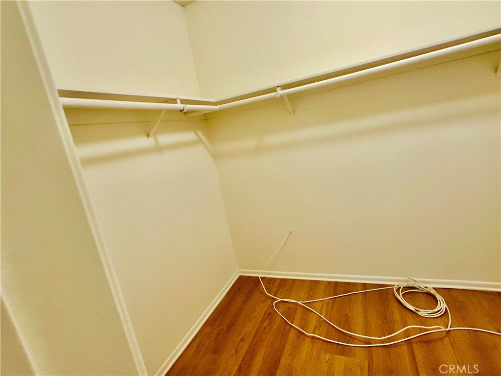 https://media.crmls.org/medias/caac3d5f-1a59-4d1a-9d7d-c0aa40f5f6e8.jpg?preset=X-Large