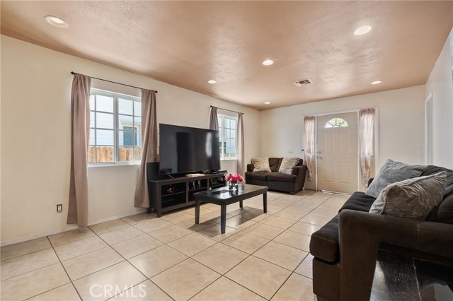 3428 Fletcher Drive, Los Angeles CA: https://media.crmls.org/medias/caac96d0-2982-43a9-a399-5fe11ed44d5a.jpg