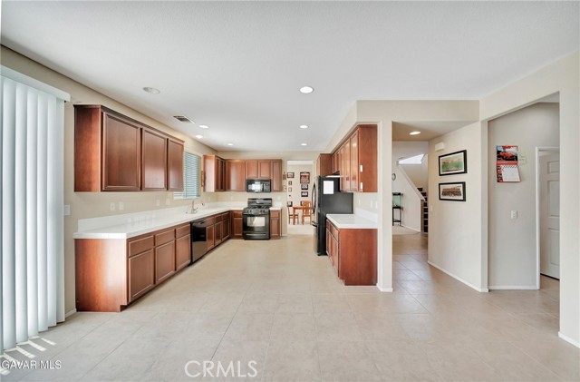 Detail Gallery Image 19 of 56 For 2354 Crimson, Rosamond,  CA 93560 - 4 Beds | 2/1 Baths